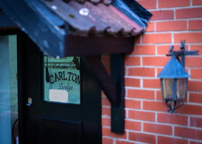 The Lodge At Carlton Tavern Free Parking